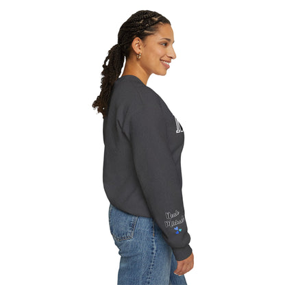 Boy Mama Crewneck Sweatshirt – Cozy Unisex Mom Sweater, Cute Mother’s Day Gift, White Minimalist Mom Life Pullover, New Mom Apparel